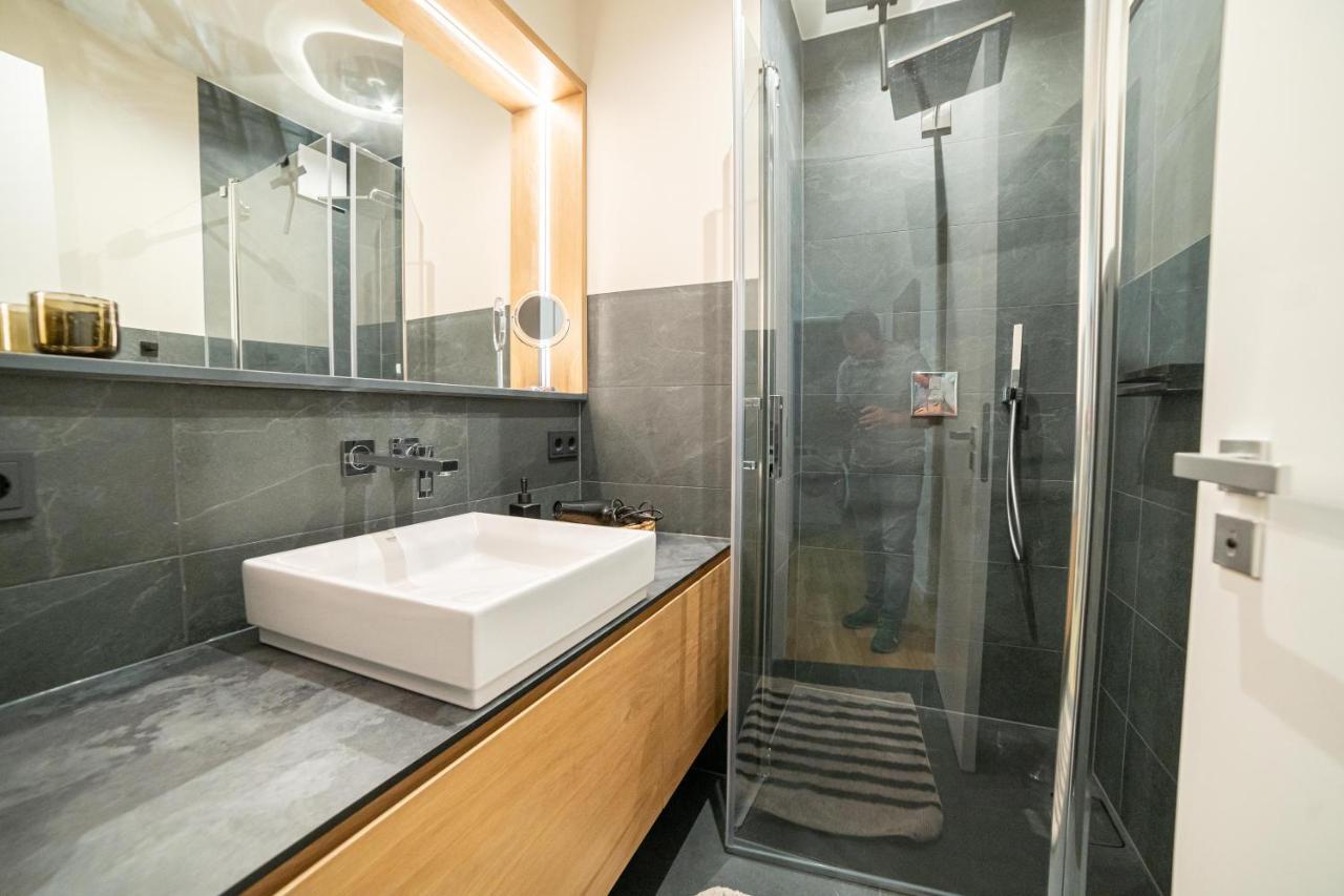 Full House Premium Apartments Jena Ngoại thất bức ảnh